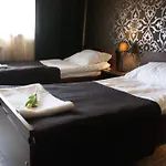 尼科格里m4酒店 3*
