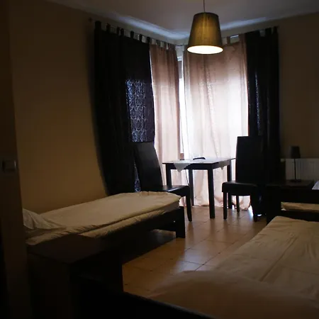 Bed & Breakfast M4 3*