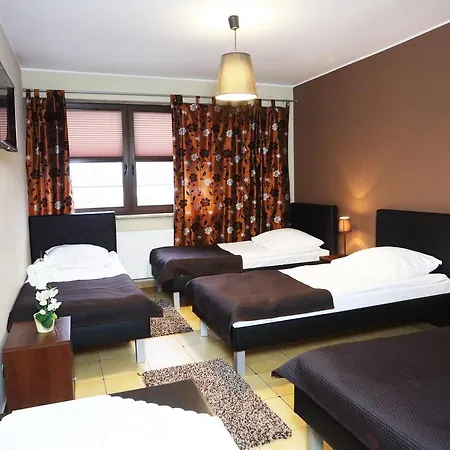 Bed & Breakfast M4 3*