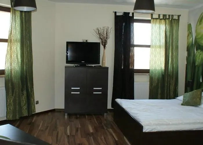 Nocleg ze śniadaniem M4 3*