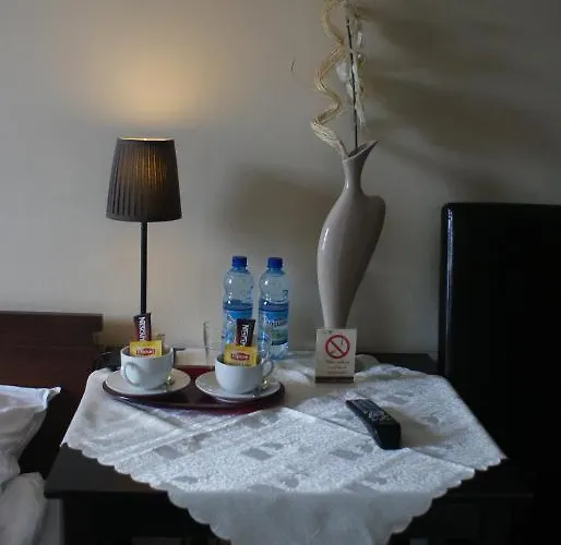 M4 Nocleg ze śniadaniem 3*