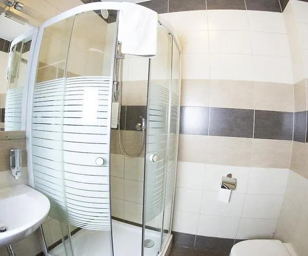 M4 Nocleg ze śniadaniem Zyrardow